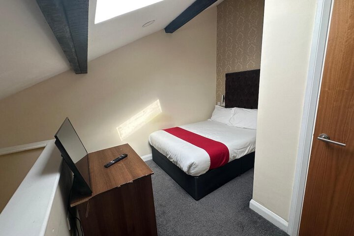 Room 30 of 43