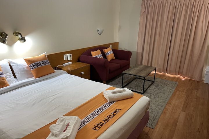 Room 15 of 54