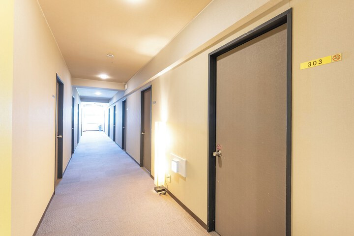 Ballroom/Hall 84 of 91