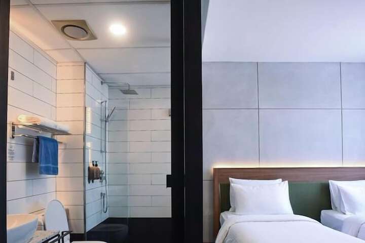 Room 60 of 101