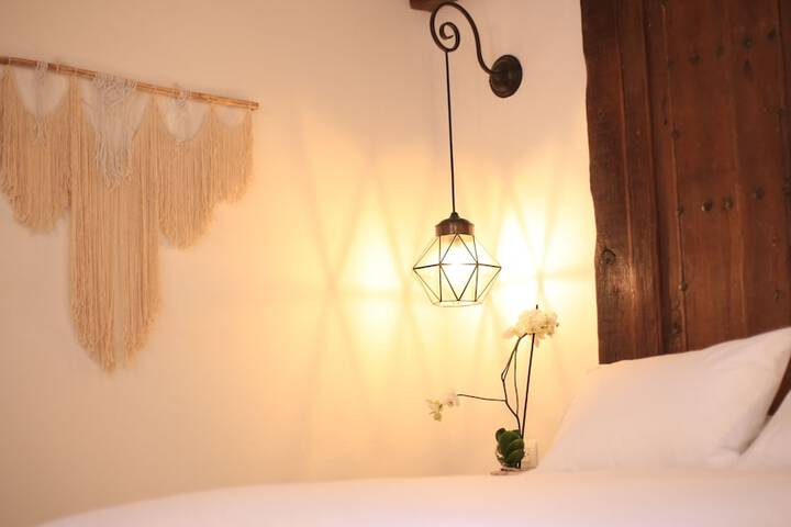 Room 3 of 43