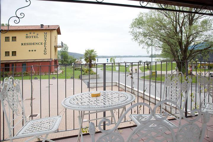 Terrace/Patio 6 of 19