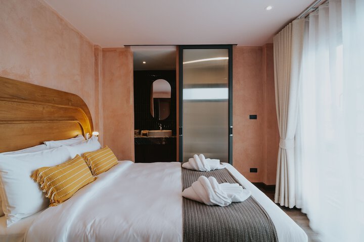 Room 37 of 68