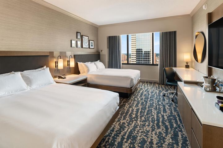 Room 28 of 108