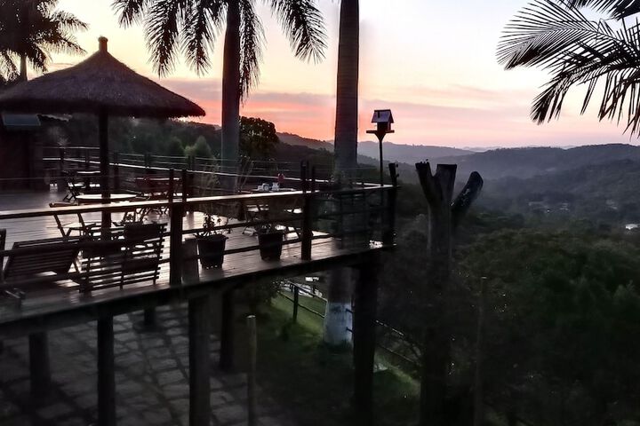 Hotel 50 of 53