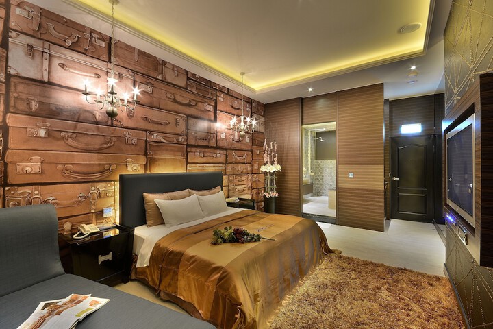 Room 26 of 57