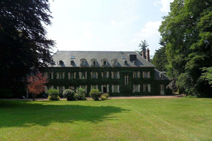 Outside Photo