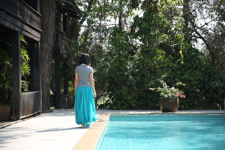 Pool 240 of 283