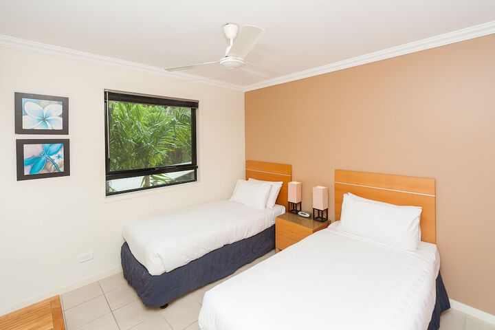 Room 8 of 55