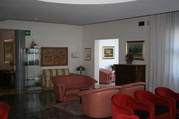 Hotel Interior 8 of 41