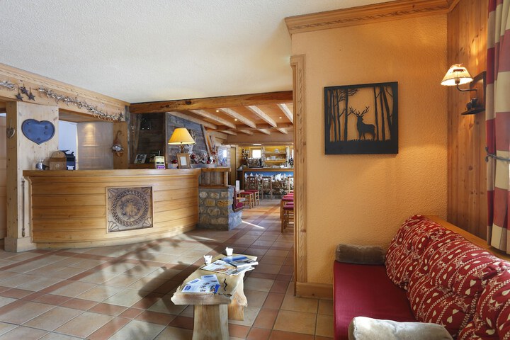 Hotel Interior 3 of 43