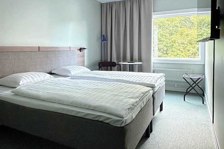 Room 8 of 57