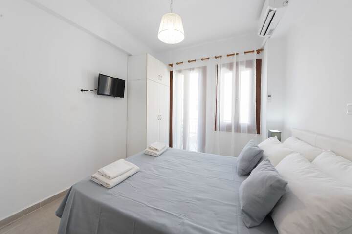 Room 2 of 15