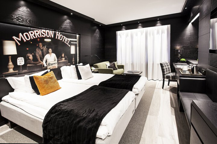 Room 4 of 50