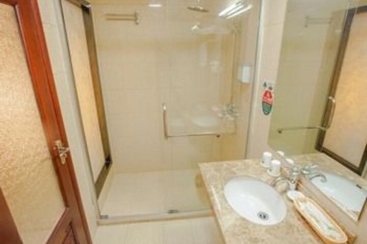 Room 2 of 13