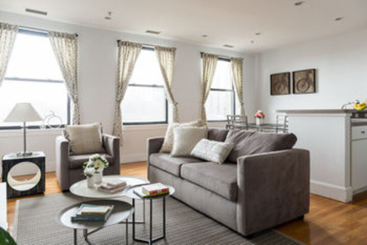 Image of Airy Theater District Suites by Sonder