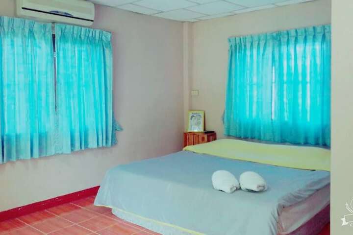 Room 2 of 24