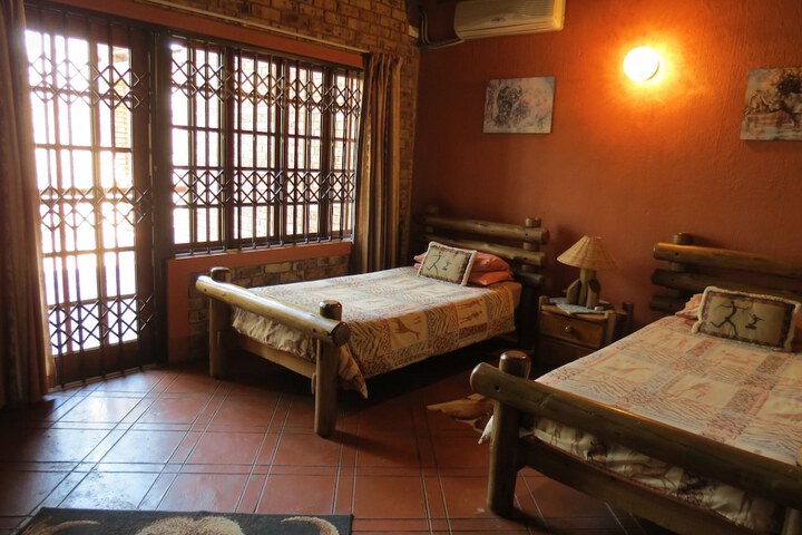 Room 3 of 34
