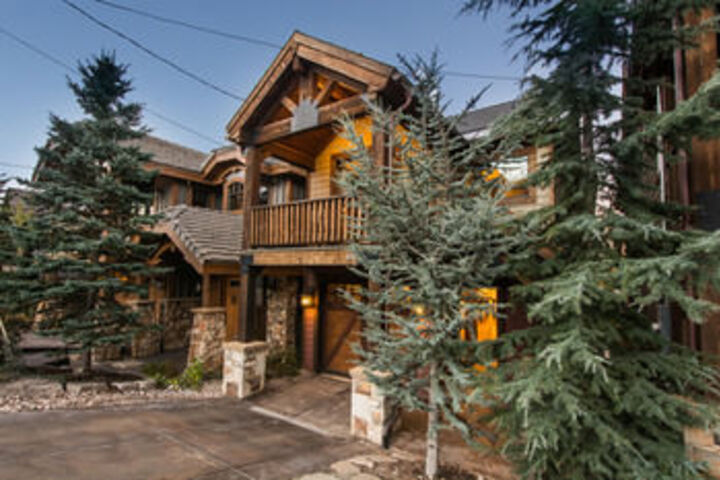 Image of Slopeside 4 bedroom Townhome by All Seasons Resort Lodging