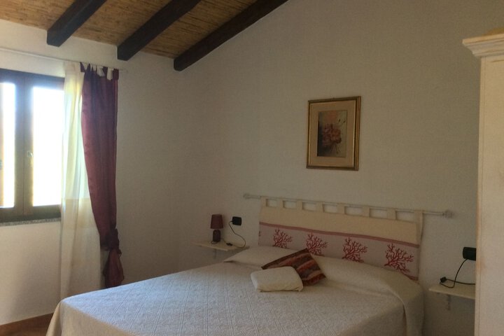 Room 15 of 34