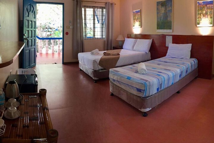 Room 9 of 23