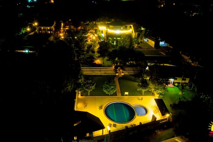 Pool 65 of 86
