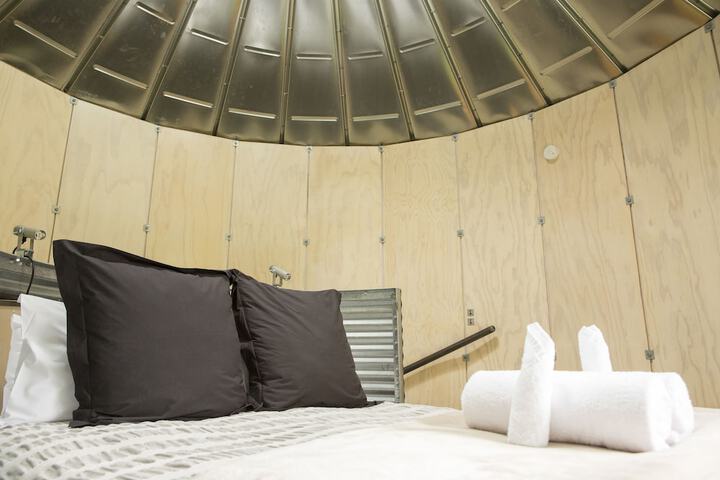 Room 10 of 60