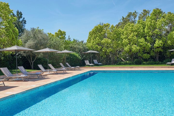 Pool 43 of 53