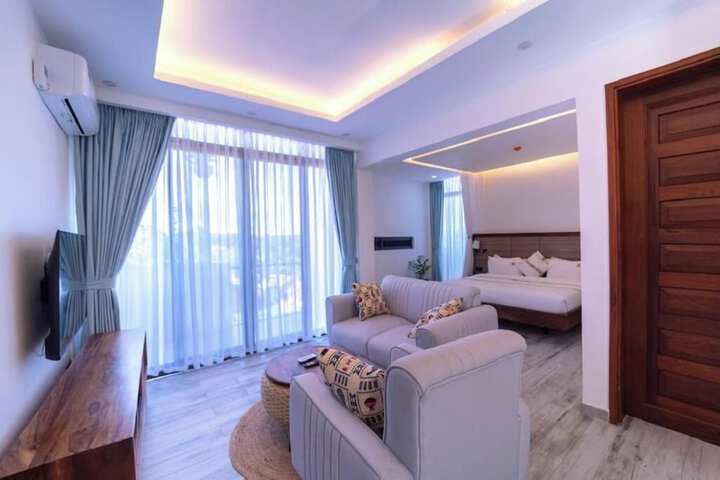 Room 11 of 47