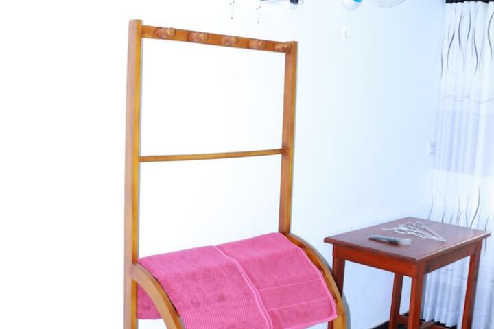 Room 25 of 67