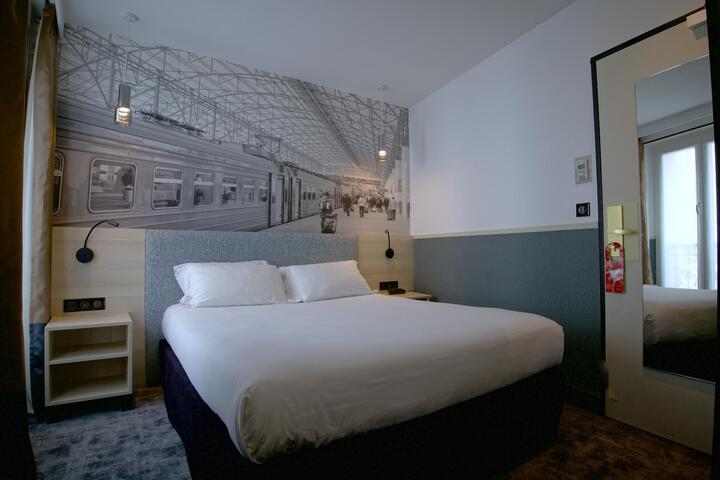 Room 32 of 56