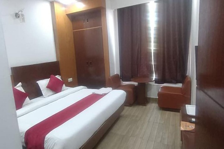 Room 2 of 13