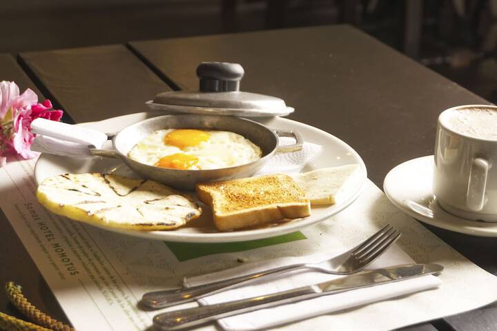 Breakfast/Coffee Service 53 of 81