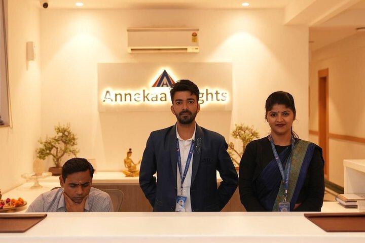 Annekaa Heights
