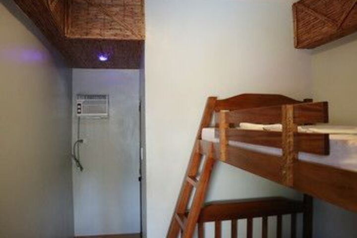 Room 20 of 31