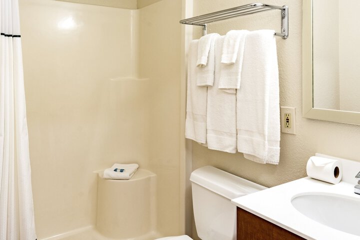 Room 14 of 22