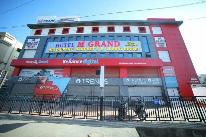 Hotel M Grand