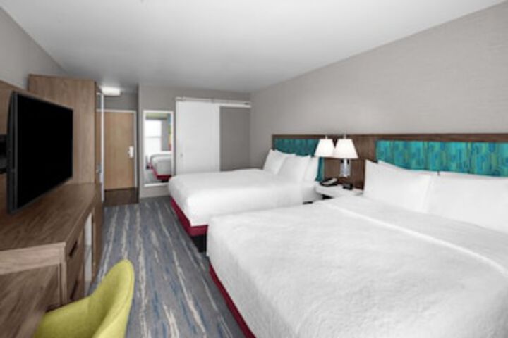 Room 31 of 153