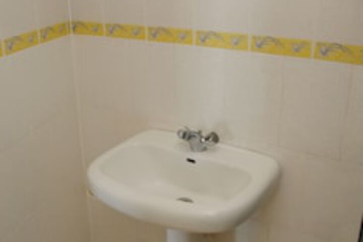 Room 16 of 21