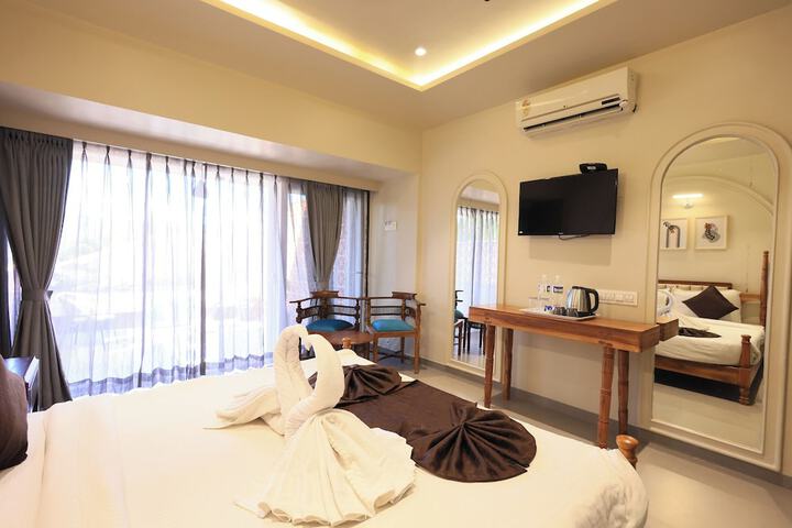 Room 48 of 102