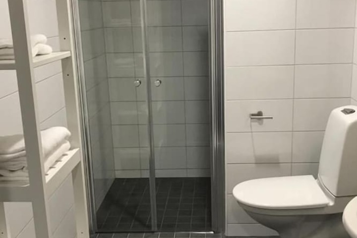 Room 15 of 37