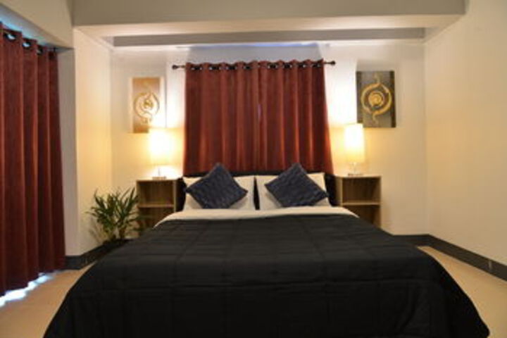Room 17 of 35