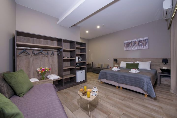 Room 12 of 24