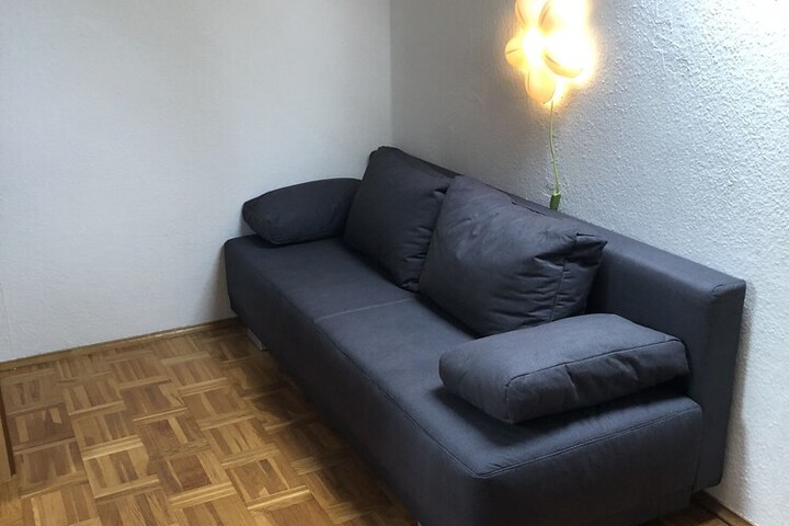 Room 6 of 22