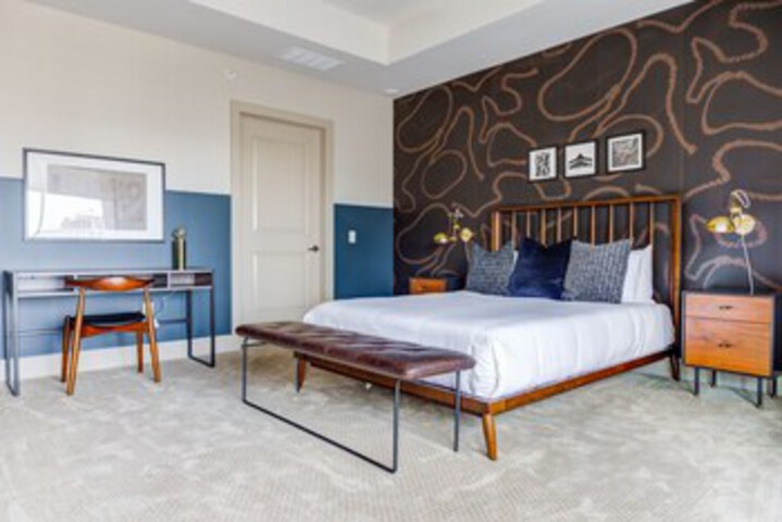 Room 21 of 21