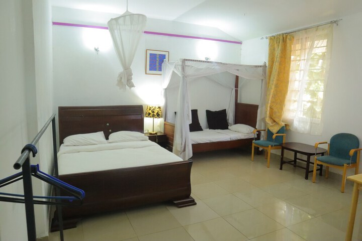 Room 16 of 22