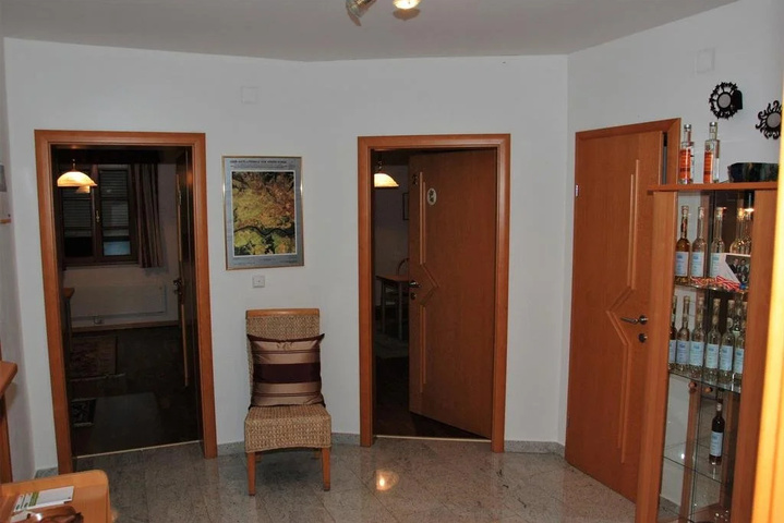 Room 8 of 15