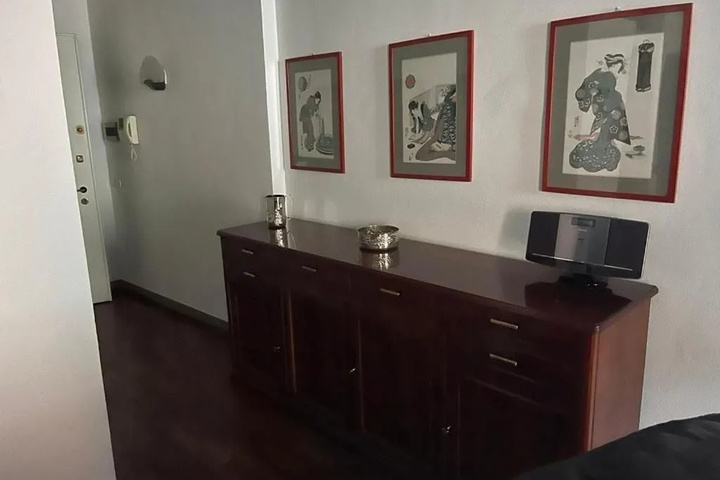 Room 3 of 12
