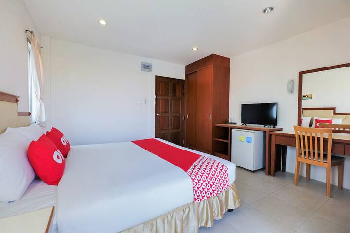 Room 5 of 28