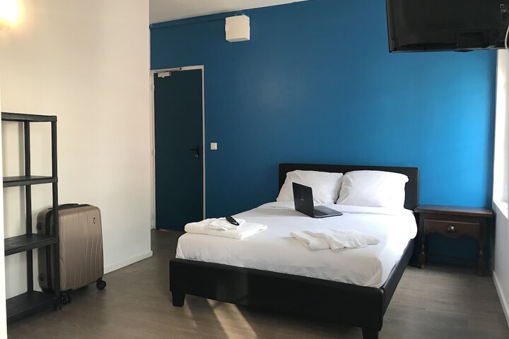 Room 7 of 158